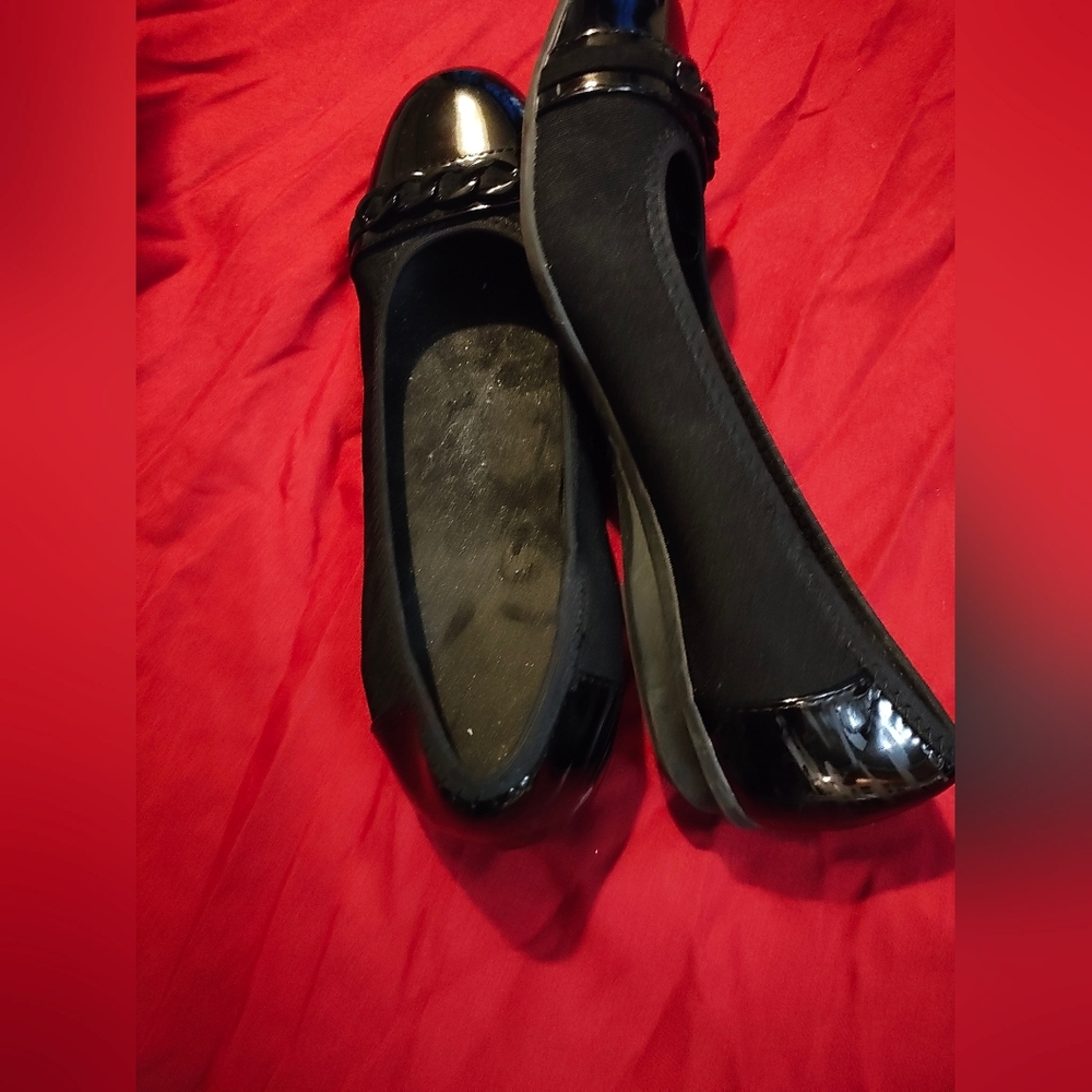 Elegant Black Women's Flats